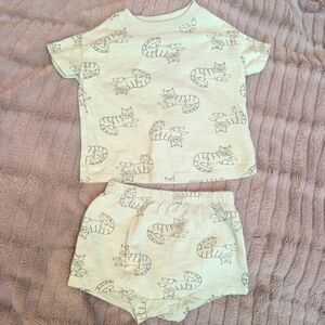 Cat & Jack 2 Piece Short Set